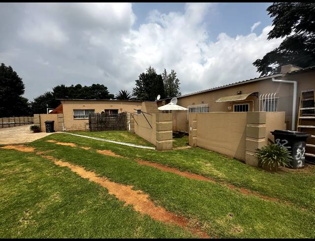 8 BEDROOM HOUSE FOR SALE IN DALVIEW